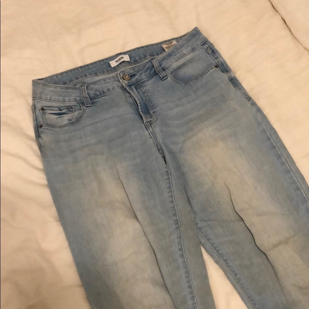 Light Wash Blue Jeans